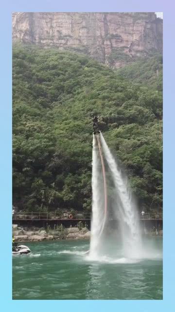 市领导督导检查人员密集场所消防安全工作